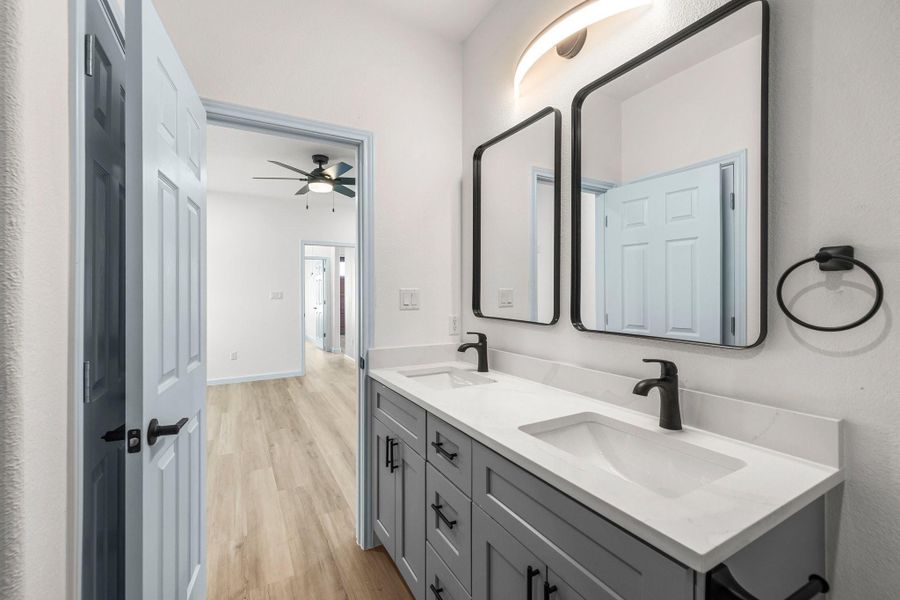 Double Vanity in Master Bath