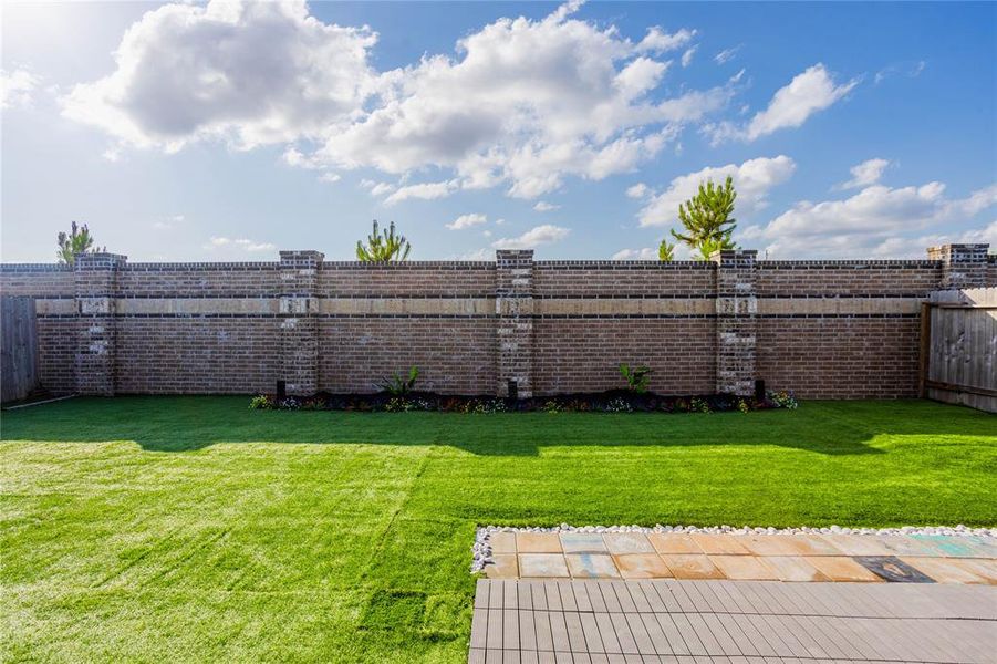 Enjoy the privacy of NO BACK NEIGHBORS and worry free brick back fence maintained by the HOA!