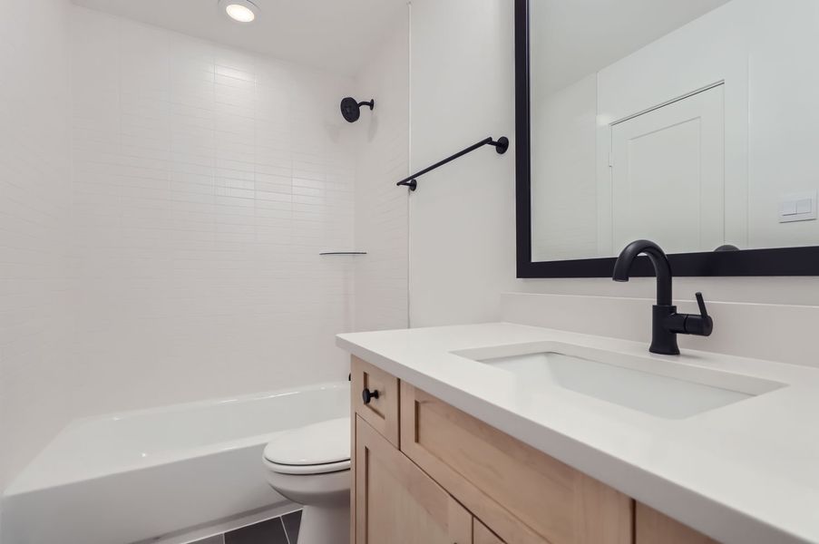 Plan 1571 bathroom representative photo