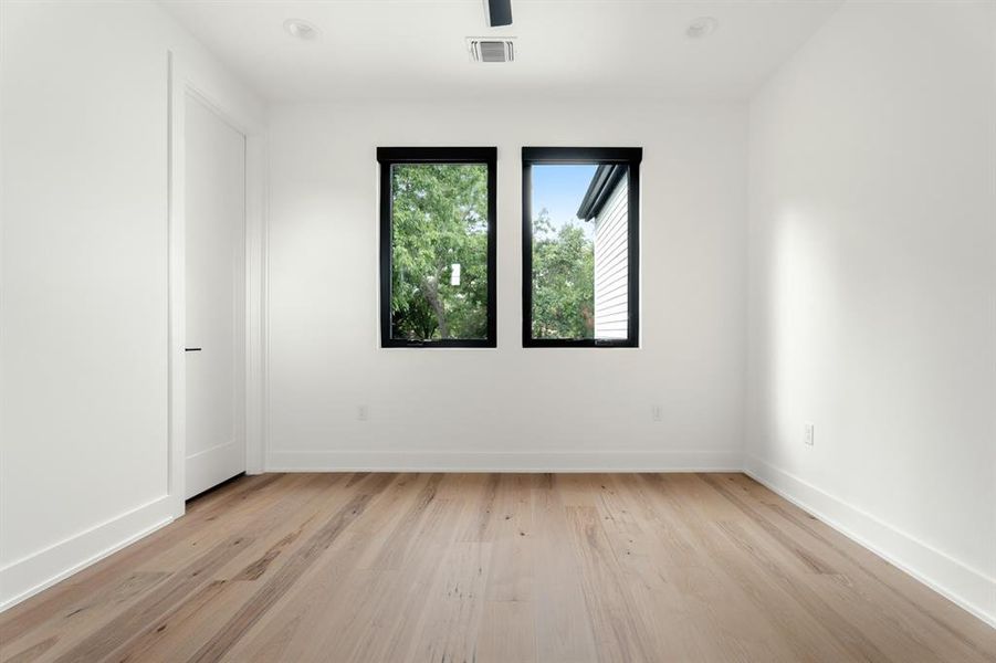 Guest bedroom 1 - second floor