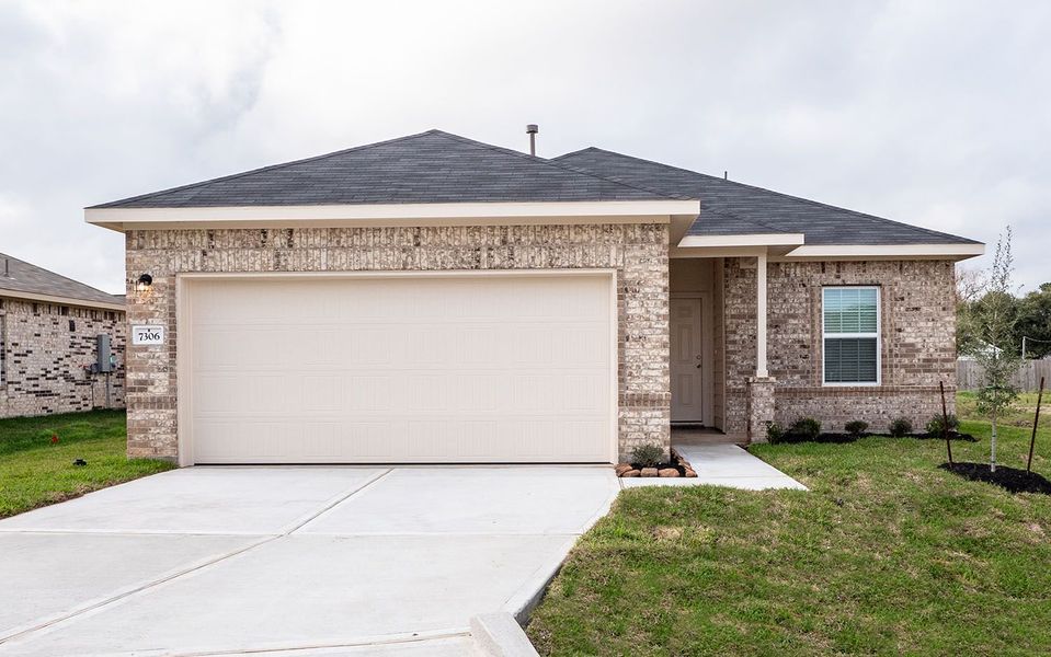 New construction Single-Family house Comal, 2928 Arbor Edge Crossing, Texas City, TX 77568 - photo