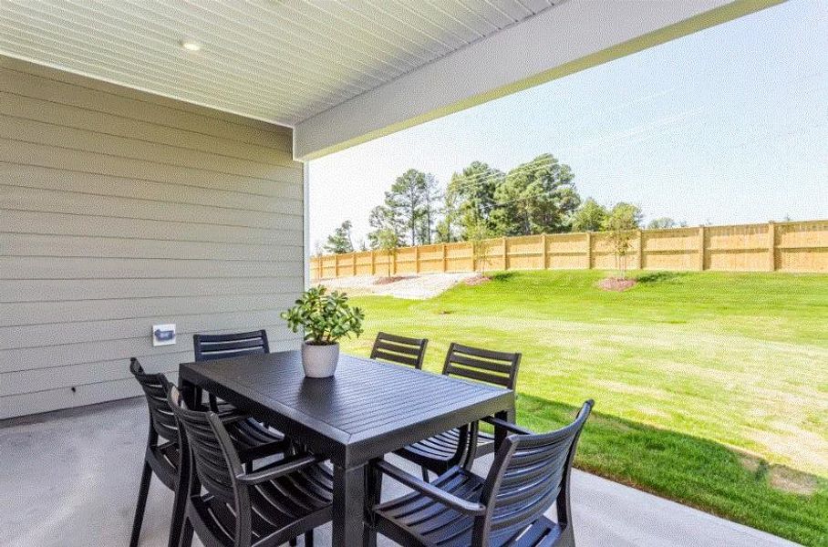 Photo of Del Webb model home with same floor plan, not of actual home listed.