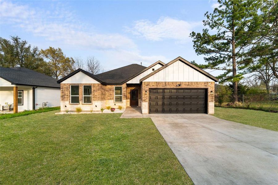 New construction Single-Family house 1223 King Street, Greenville, TX 75401 - photo