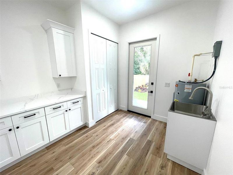 Laundry/Mudroom