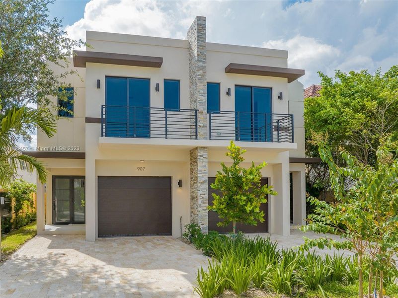 New construction Townhouse house 907 Northeast 16th Avenue, Fort Lauderdale, FL 33304 - photo