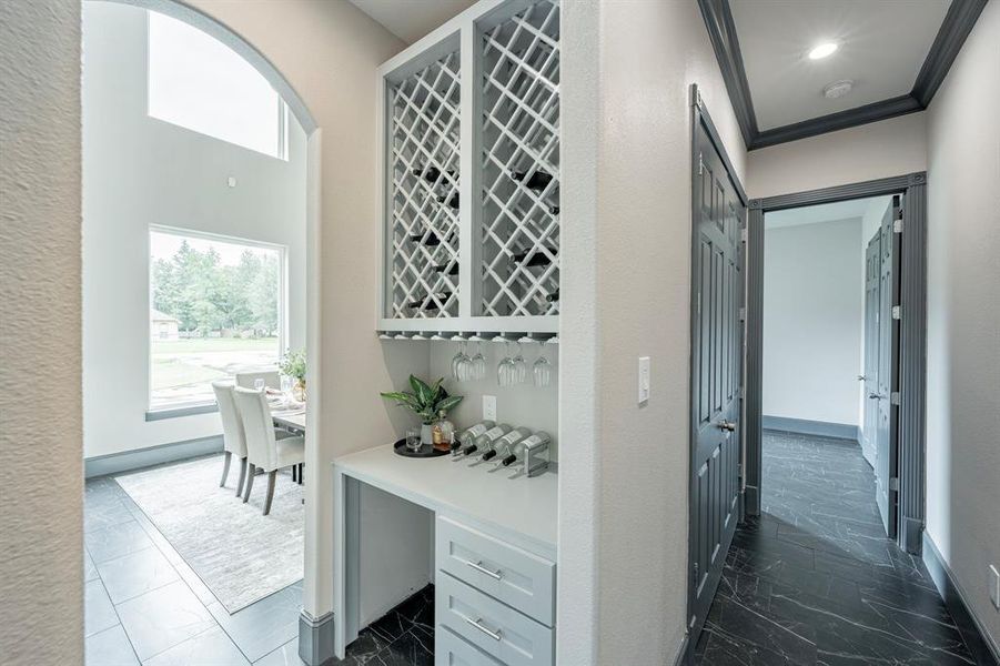 Butler's pantry located between the dining room and Kitchen.