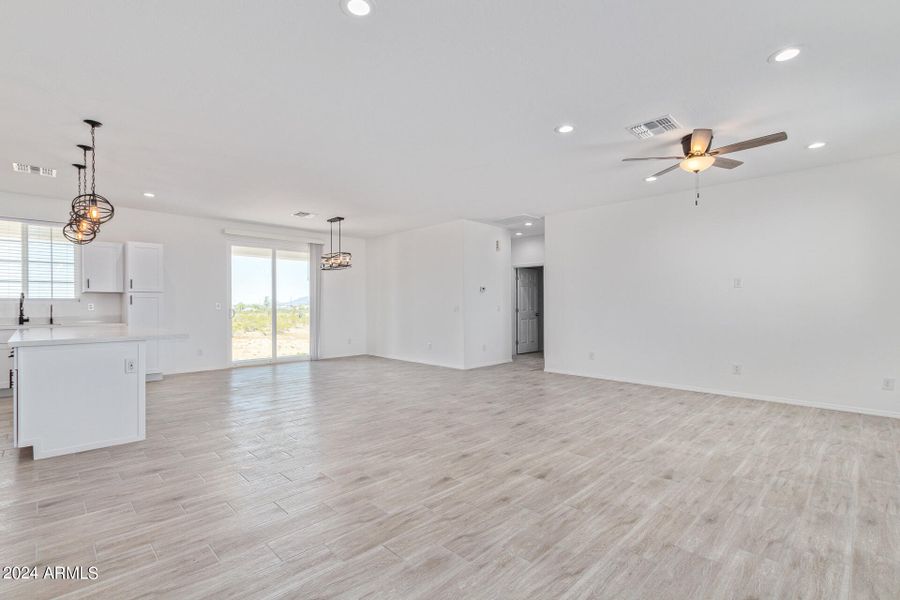 Open floor plan- LR, DR kitchen island