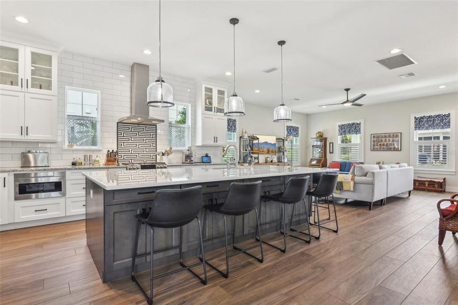 Seating Area at Kitchen Island