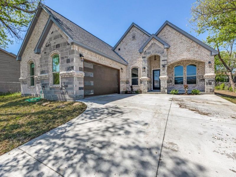 New construction Single-Family house 5212 James Avenue, Fort Worth, TX 76115 - photo