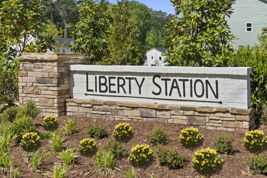 Liberty Station Entry Monument