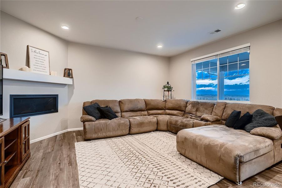 Beautiful Living Room. Amazing Open Space Views.