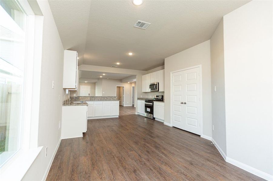 Photos are a representation of the floor plan. Options and interior selections will vary.