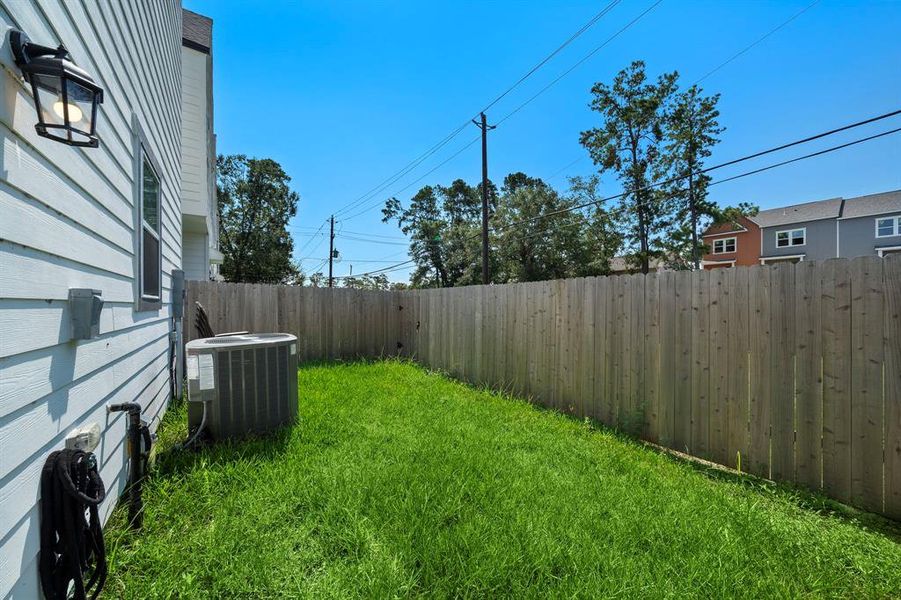 Great, private backyard!