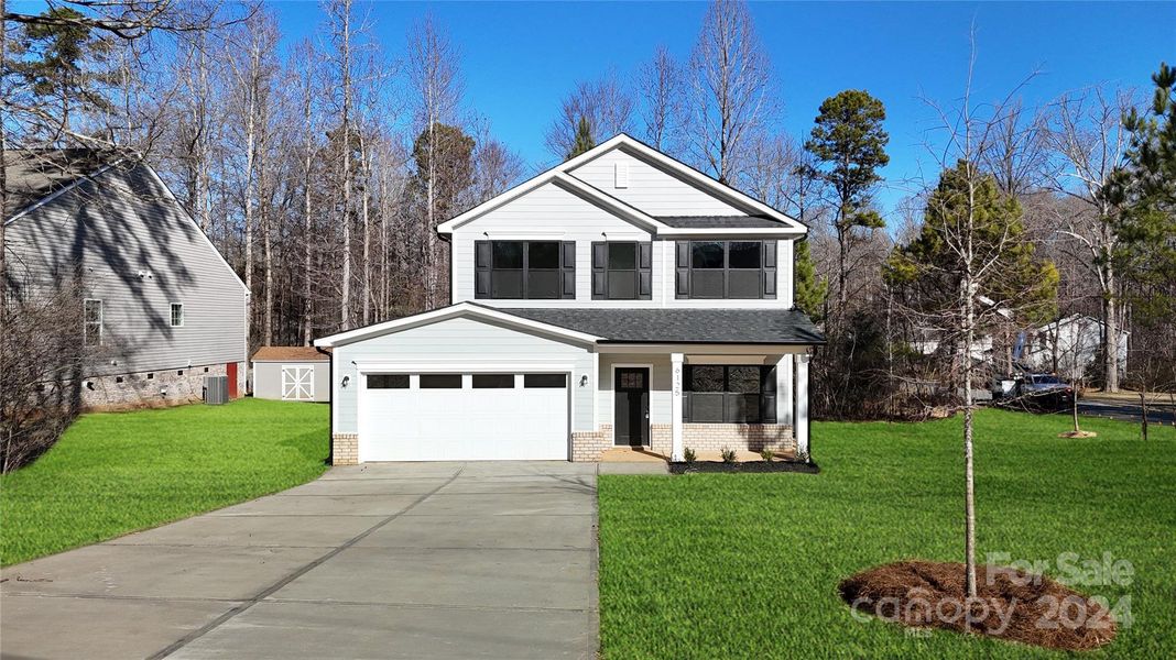 New construction Single-Family house 9643 Forest Drive, Charlotte, NC 28216 - photo