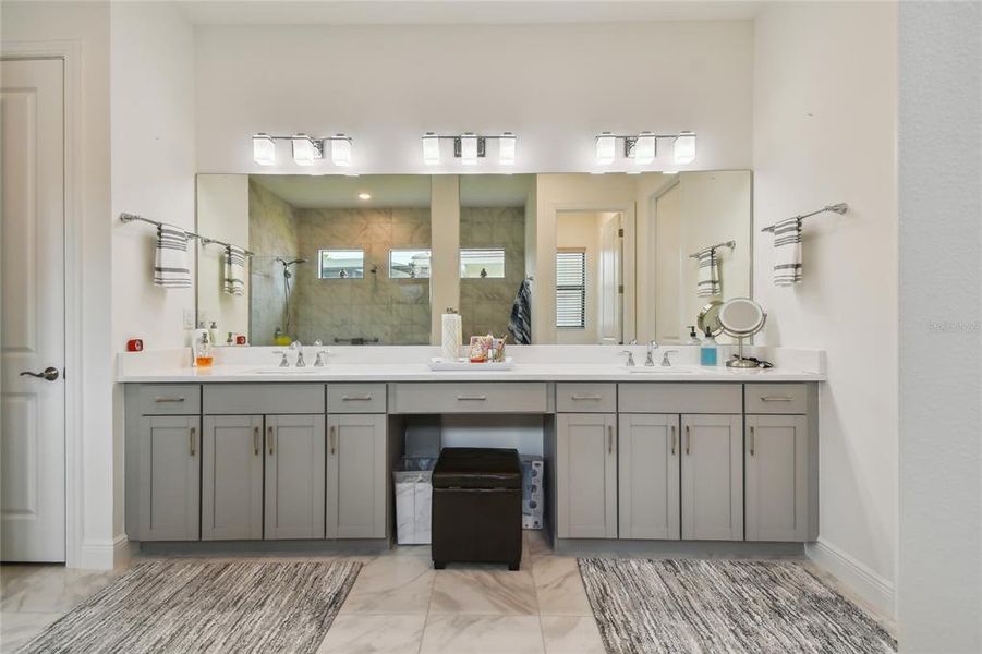 Primary bath with large walk-in shower