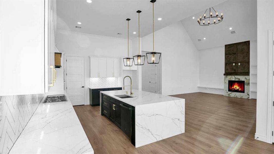 Ample kitchen countertop space makes entertaining easy!