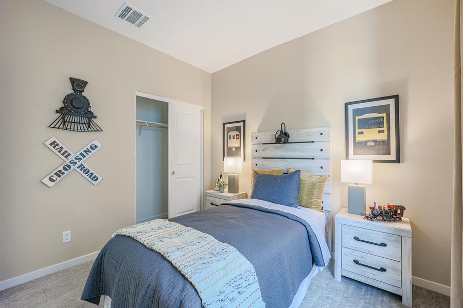 Bedroom | Encatadora | Marketside Tercera | Verrado | New homes in Buckeye, Arizona | Landsea Homes