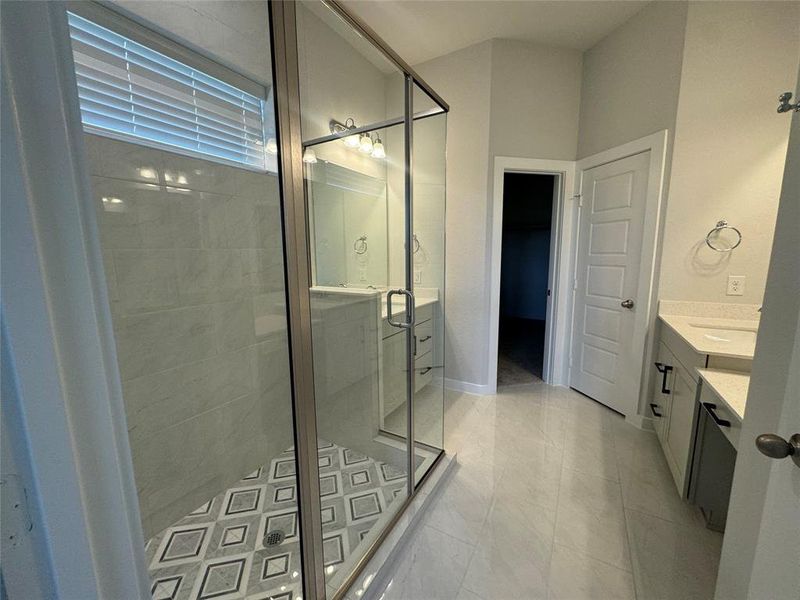 You'll enjoy coming home and relaxing in your over sizes shower.