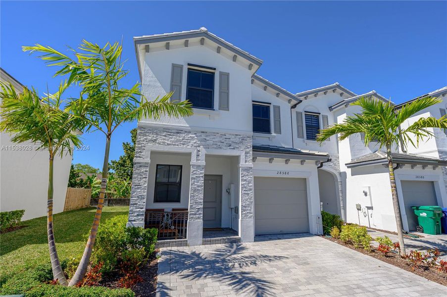 New construction Townhouse house 28586 Sw 134Th Ct, Unit 28586, Homestead, FL 33033 - photo