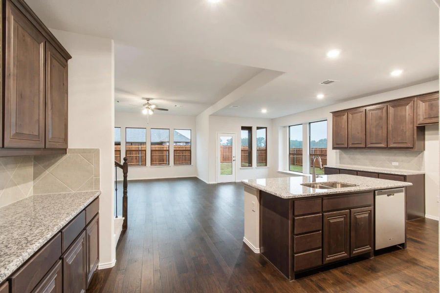 Kitchen | Concept 2844 at Hunters Ridge in Crowley, TX by Landsea Homes