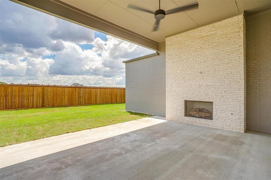 Over 300sf Covered Patio with Fireplace!