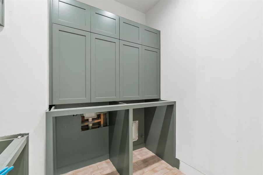 Walk-in utility room