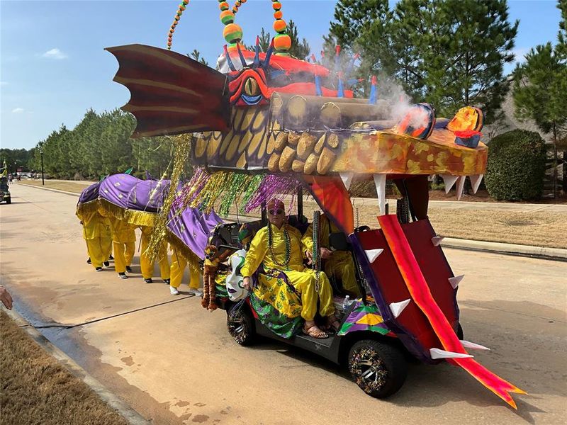 Decorate your golf cart for Mardi Gras, Memorial Day or 4th of July Parade