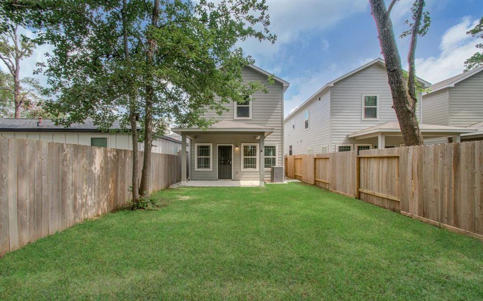 Amazing private backyard with covered patio!