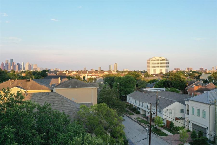 Southeastern-facing view of downtown/Greenway. Shown at approximate height of 6th Floor. Views shown may not resemble actual unit view.