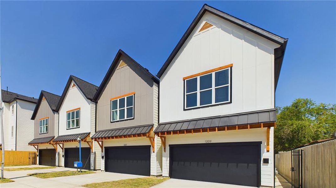 Alternate view of the 2-story floor plan at Villas at Ryon. These four homes feature a spacious design with 3 bedrooms and 2.5 baths. Enjoy first-floor living areas and an impressive 19' x 8' flex space, perfect for additional living, office, or recreation options.