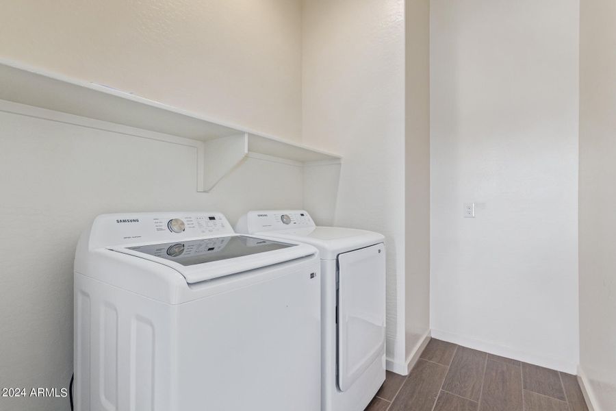 Laundry Washer & Dryer Included