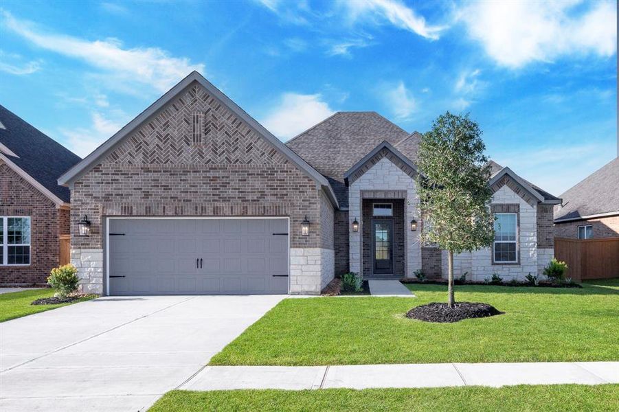 Highlighting three bedrooms and three bathrooms the Laurel floor plan is one you won't want to miss.