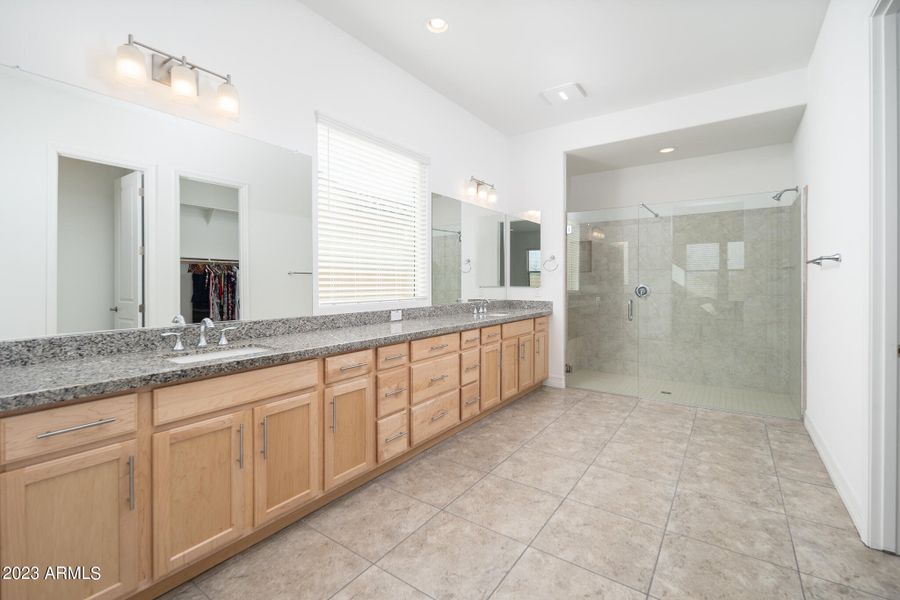 Extended vanity at owner's bath