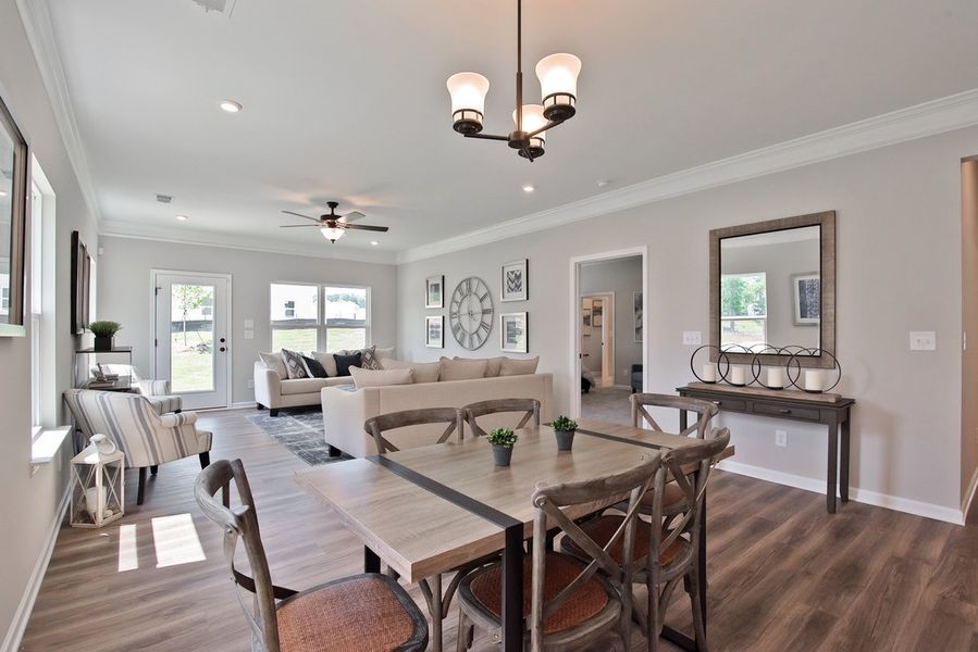 The Telfair - Breakfast Area and Family Room