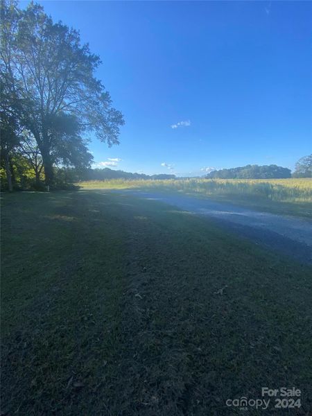 peaceful and blissful view of road