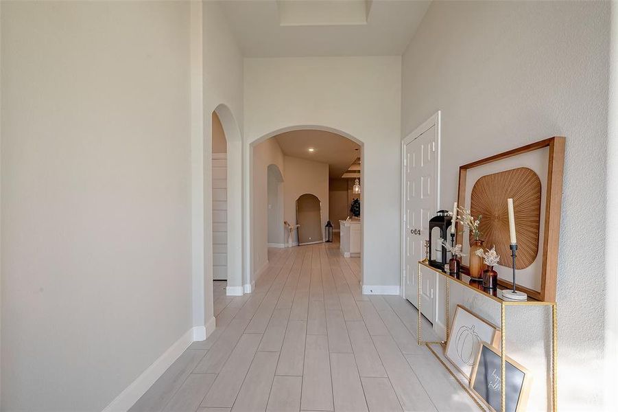 Step into luxury and warmth as youenter this home.