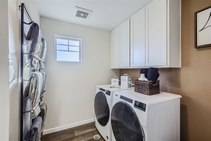 4411 shivaree street - web quality - 025 - 33 2nd floor laundry room