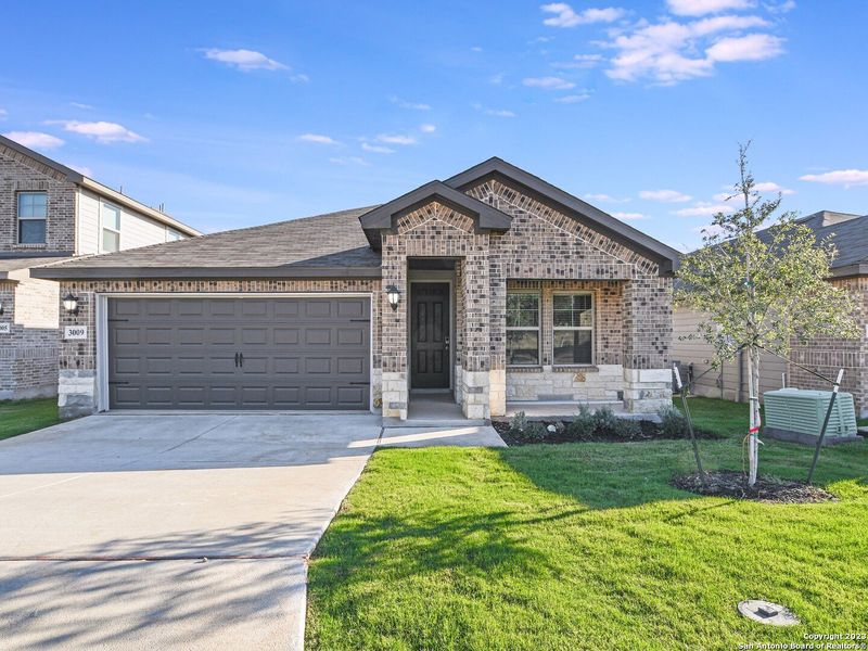 New construction Single-Family house 3009 Charyn Way, New Braunfels, TX 78132 The Allen (840)- photo