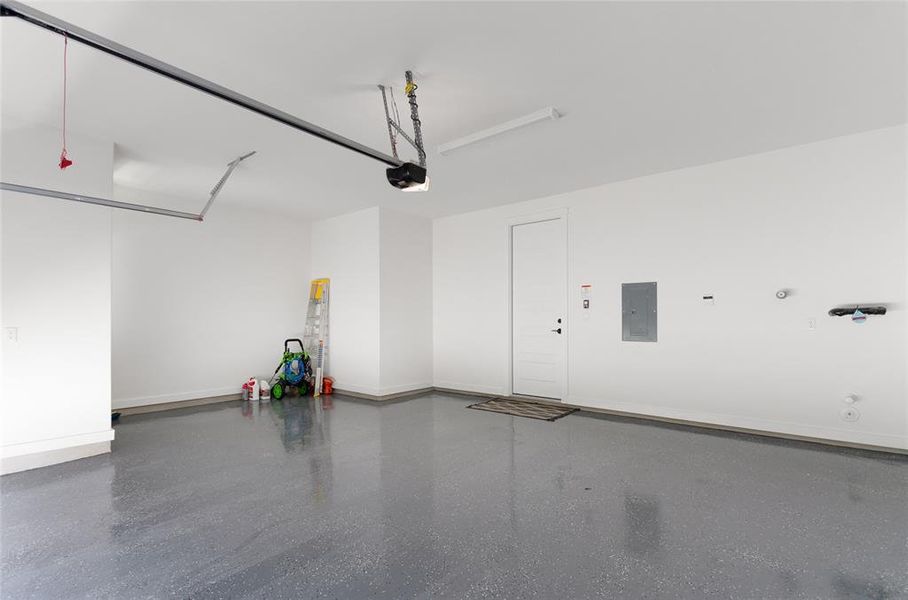 Garage - Epoxy Flooring and Storage Knook