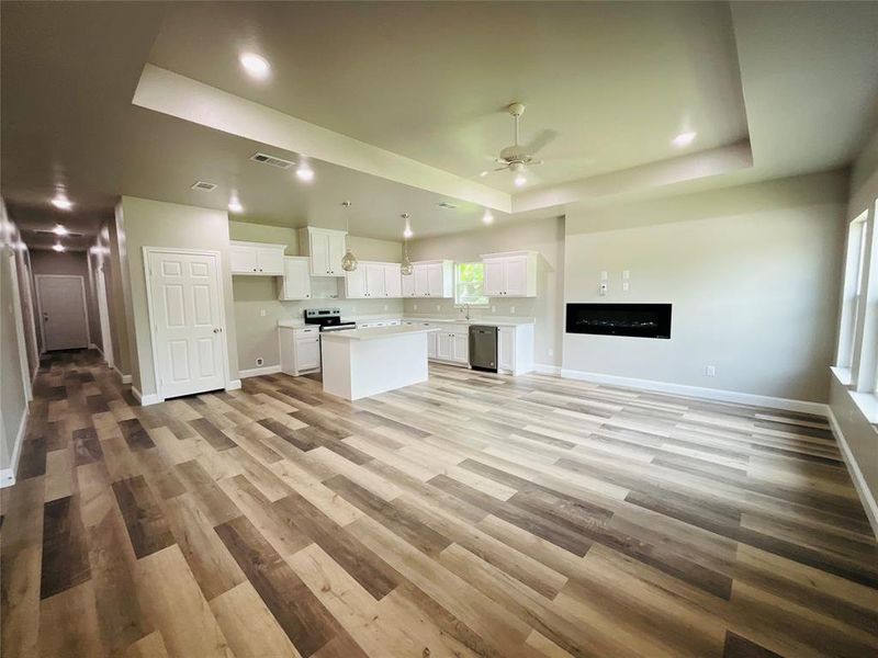 New construction Single-Family house 4110 Henderson Street, Greenville, TX 75401 - photo