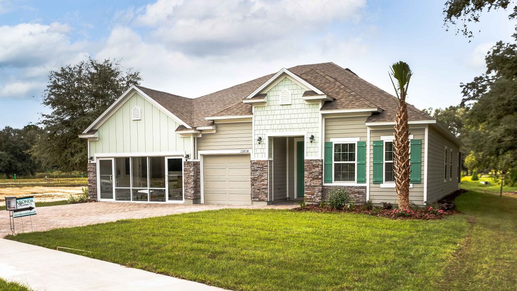 New construction Single-Family house The Venice, 14055 Spring Hill Drive, Spring Hill, FL 34609 - photo