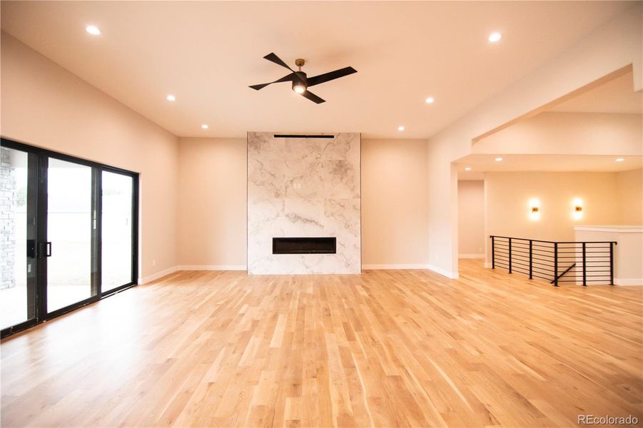 Family Room with modern gas log fireplace