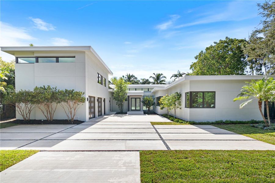 New construction Single-Family house 450 Sabal Palm Road, Miami, FL 33137 - photo