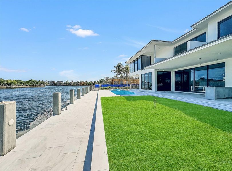 2010 Intracoastal Dr Ft Lauderdale waterfront view for sale