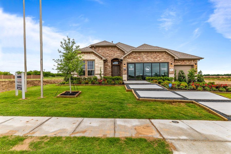 New construction Single-Family house Crownpoint, 1313 Madeline Lane, Krum, TX 76249 - photo