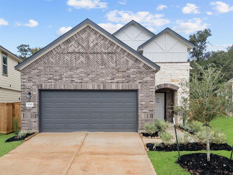 Welcome home to 9360 Hard Rock Road located in the community of Stonebrooke zoned to Conroe ISD.