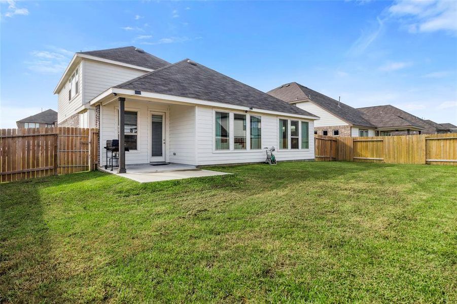 Unlock your dream outdoor oasis in this spacious backyard—perfect for entertaining, relaxing, or personalizing to your taste!