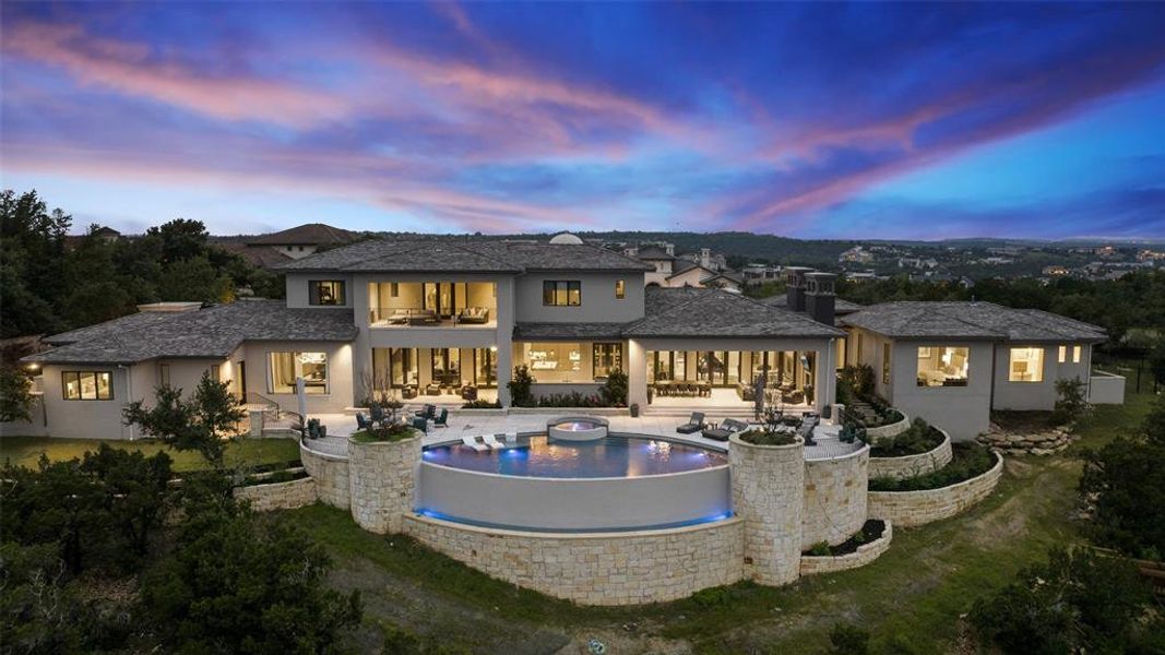 Experience tranquil seclusion and privacy in the heart of Barton Creek, where the estate is nestled amidst the natural beauty of the Hill Country.