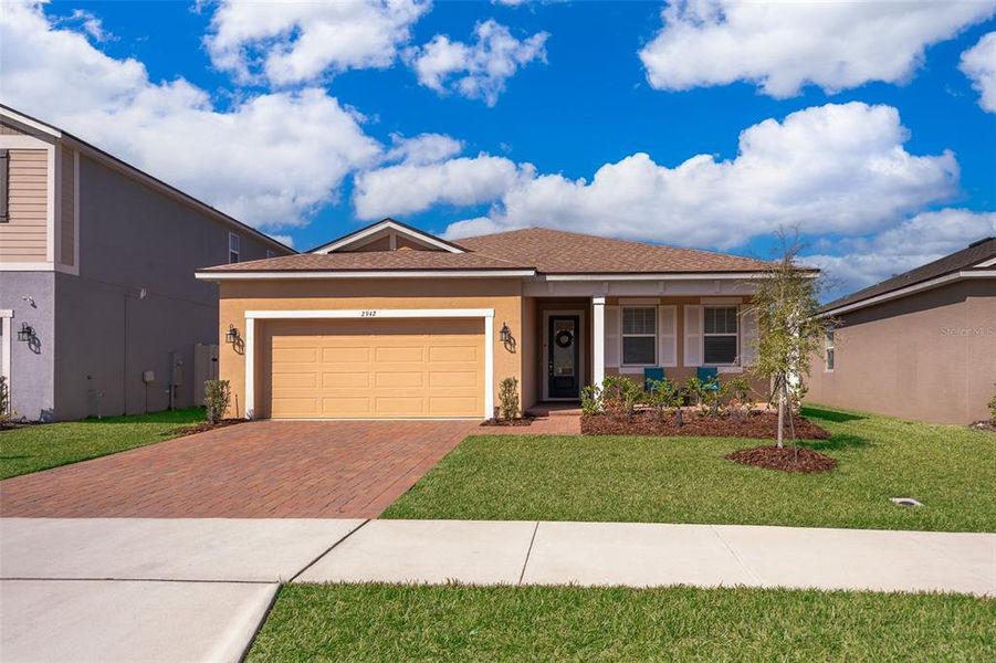 New construction Single-Family house 2942 Angelonia Thorn Way, Clermont, FL 34711 - photo