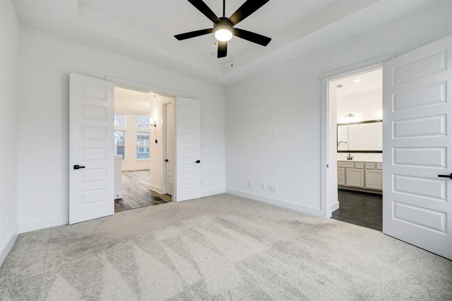 Light & bright master bedroom